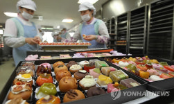 설앞두고 바쁜 화과자 제조업체