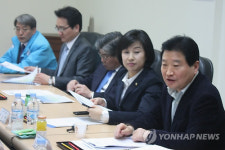 한나라당 안상수 대표 원주 의료기기업체 방문