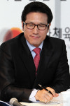 의견 듣는 정병국 문광부 장관