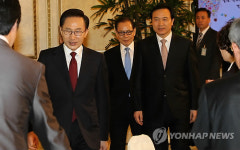입장하는 이명박 대통령