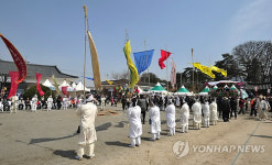 강원 횡성서 국내 유일 전통 장례문화 축제 눈길