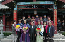 단양 온달관광지 사극촬영지로 상종가