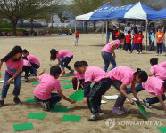 <탈북 어린이들이 전한 북한의 어린이날>(종합)