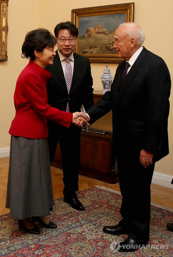 박근혜 특사 그리스 대통령 예방