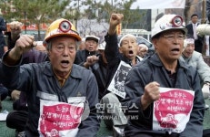 해준 게 있어야지..어버이날 앞둔 폐광촌 어르신