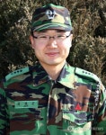`이웃사랑 실천 8년 김장근 대위