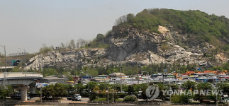 인천 흉물 송도 석산 방치 장기화하나