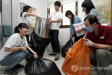 경희대학생, 학교 청소 체험