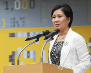 축사하는 김명회 서원대 교수