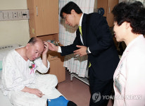 대전보훈병원 찾은 안희정 충남지사