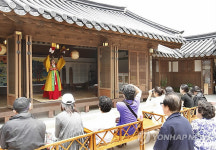 도심에서 즐기는 사랑채 음악회