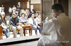 도심에서 즐기는 사랑채 음악회