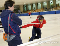 강릉서 훈련 중인 쇼트트랙 황제 안현수