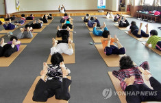 <카메라뉴스> 남원시, 기공체조교실 인기