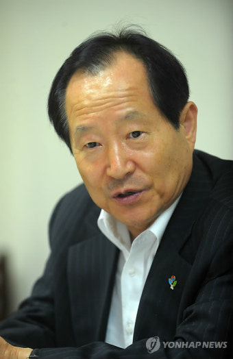 박인주 대통령실 사회통합수석 춘천 양로원 방문