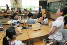 이주호 장관, 초등 독서교육 현장방문