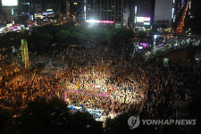 부산역서 2차 희망의 버스 문화제