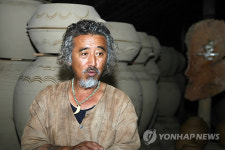 옹기 장인 정대희씨