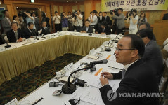 건설업계 초청 간담회 참석한 박재완 장관
