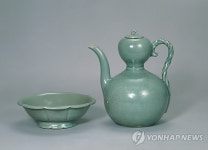 일본 미술관 소장 강진고려청자