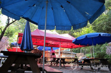 여전한 수원 광교산 보리밥집