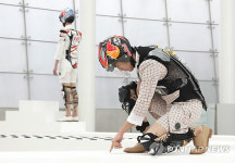 패션 인투 아트(Fashion into Art)展