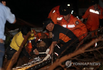 춘천 산사태..매몰 구조