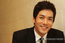 배우 박윤재