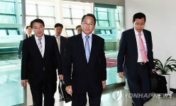 방북했다 돌아오는 장경작 현대아산 사장