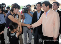 유성기업 찾은 손학규 대표