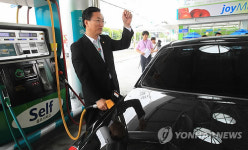 주유소로 간 최중경 자가폴·셀프주유소 확대