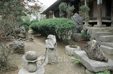 아산 외암민속마을 상징물 건재고택 경매 진행