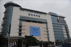 '몸 낮추되 목표는 높게' 현대백화점 대구 공략