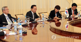 한-우즈벡 확대정상회담