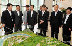 최문순 강원지사, 동강시스타 방문