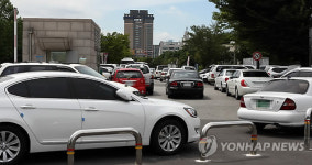 주차난 둔산대공원 유료화 필요