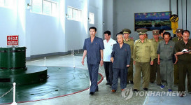 북한 최영림총리 희천발전소 시찰