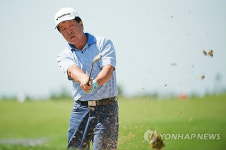 KPGA 챔피언스투어 시니어부 권오철 우승