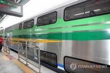 경춘선 국내 첫 2층 급행열차 시험운행