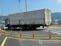 마산자유무역 제2교 물류 흐름에 도움 안된다