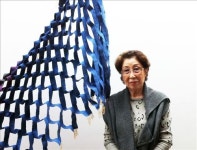 색실로 만든 조각…정정희 타피스트리展