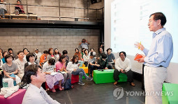 성미산 마을을 방문한 박원순 예비후보
