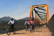 가을 하늘아래 미리 달려 본 남한강 자전거길