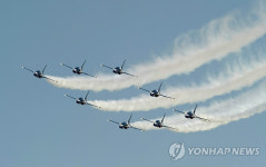 에어쇼ㆍ방조제걷기ㆍ빛축제..새만금 들썩