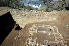 영월군 정양산성 2차 발굴조사서 건물지 등 확인