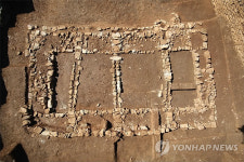 영월군 정양산성 2차 발굴조사서 건물지 등 확인