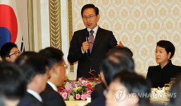 李대통령, 기술.기능인 청와대 초청 오찬