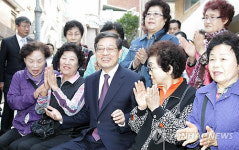 경로당 방문한 김총리