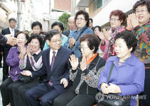 경로당 방문한 김총리
