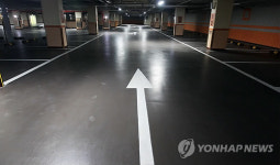 텅빈 대전 노은역 지하주차장